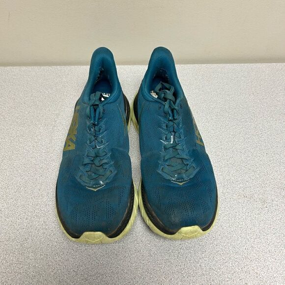 Hoka one one profly Mach 4 size 8.5 - Picture 2 of 8